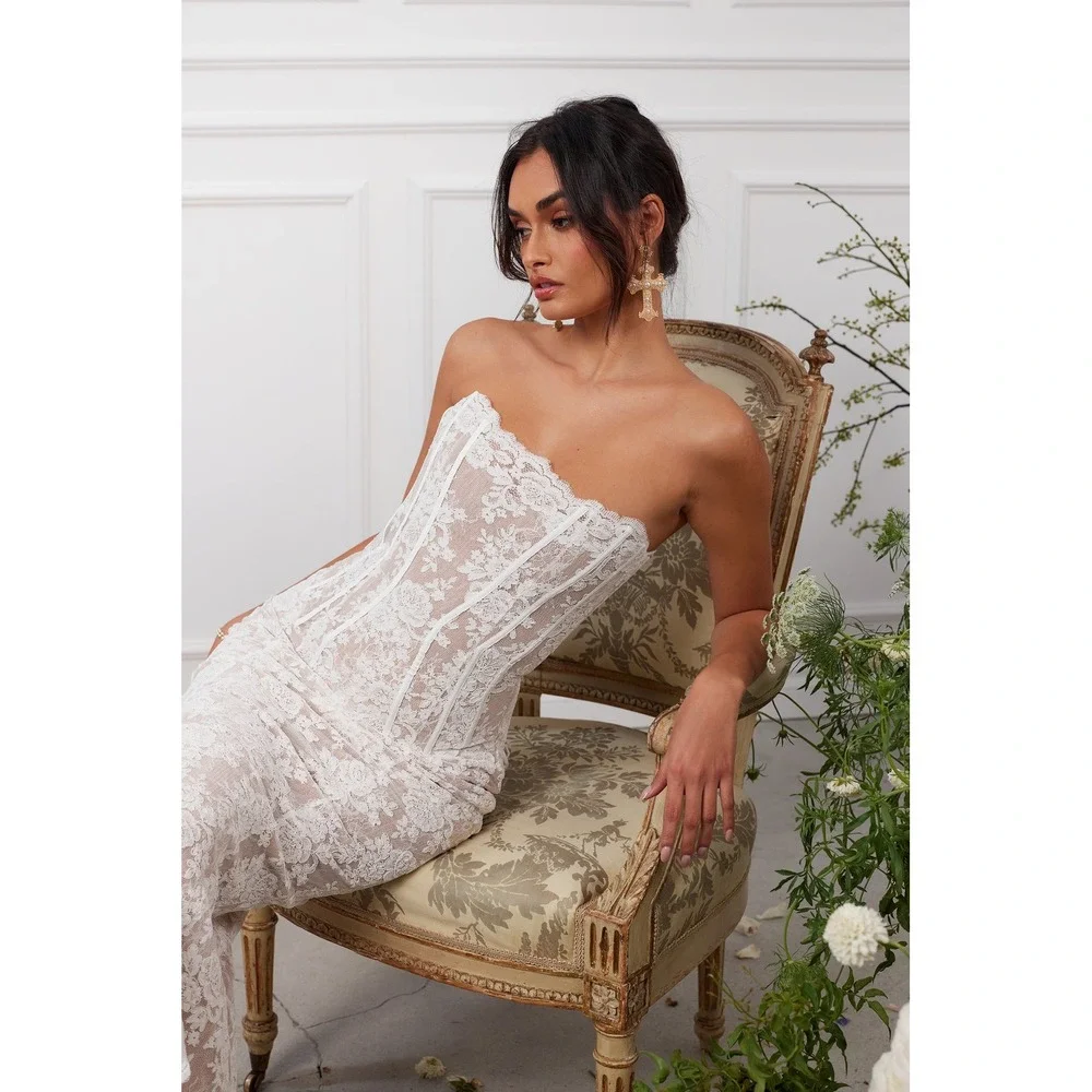 V. Chapman Capulet Midi Dress White Chantilly Lace Corset Bridal Wedding Size 6 - Picture 2 of 11